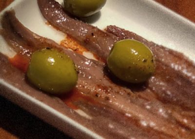 Boquerones y aceitunas